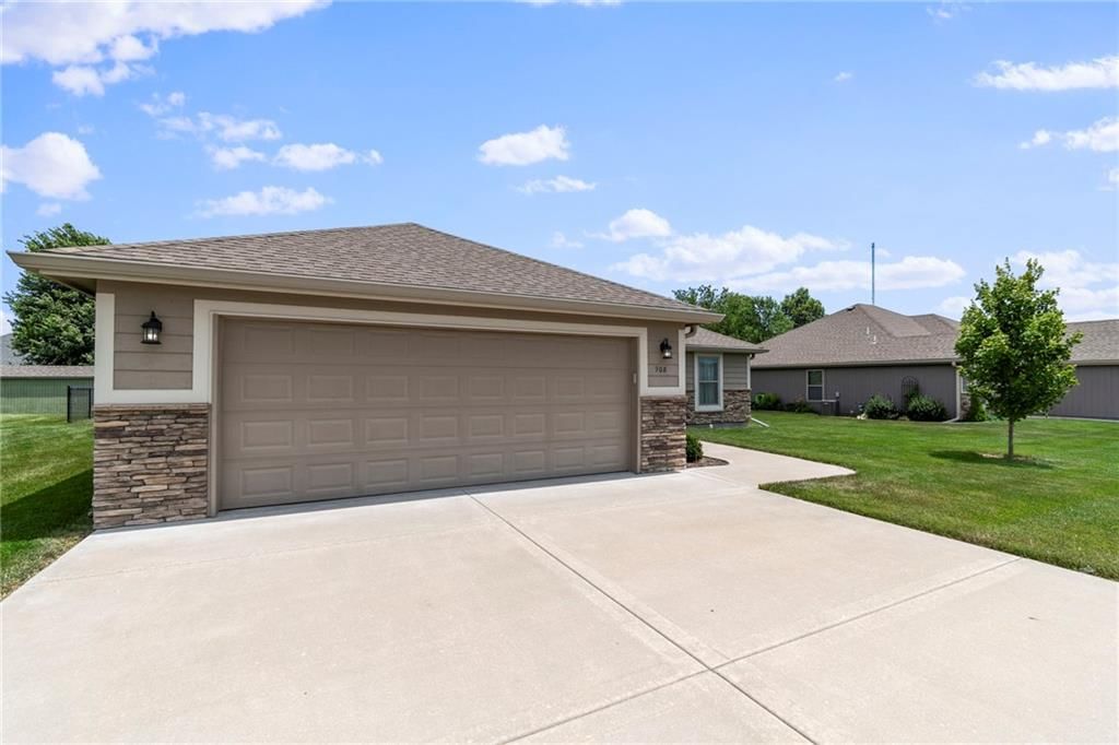 908 Timberline Drive — photo 3