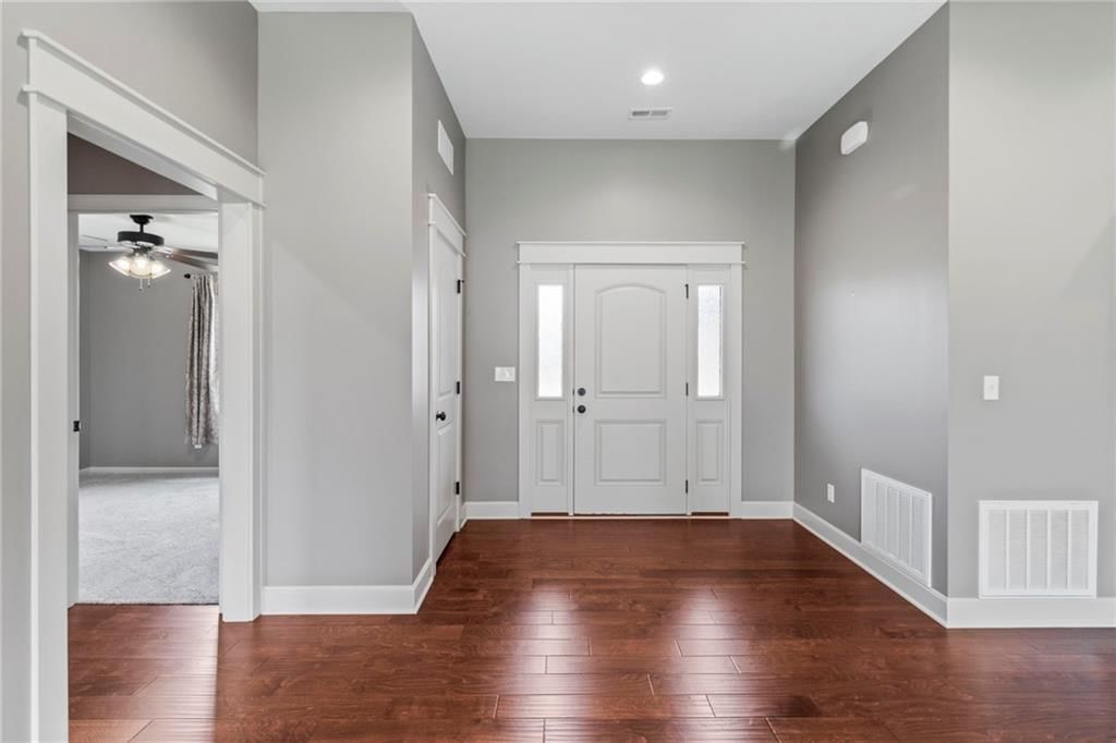 908 Timberline Drive — photo 4