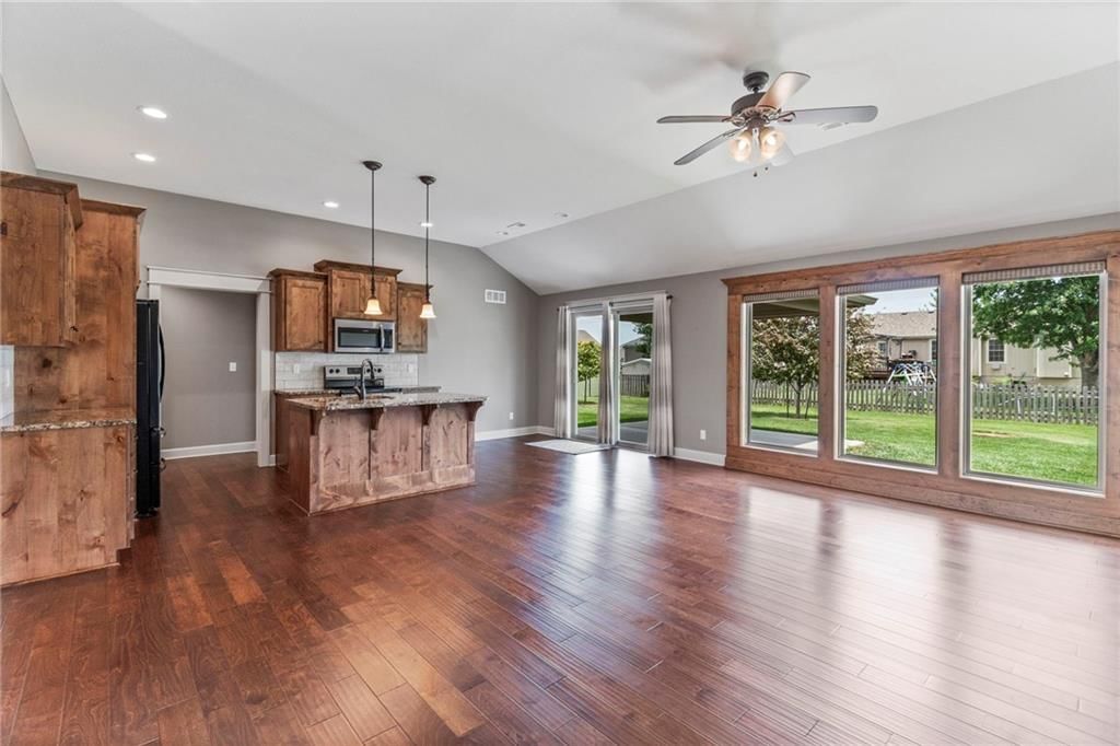 908 Timberline Drive — photo 6