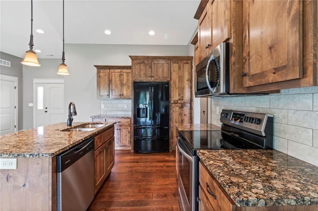 908 Timberline Drive — photo 10