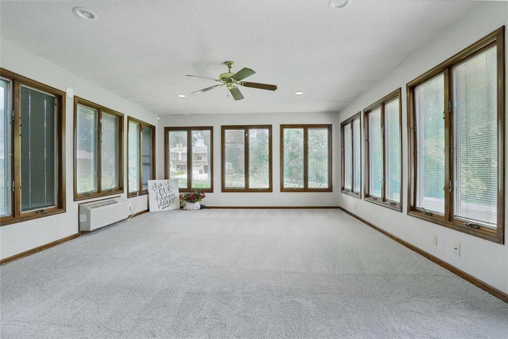 1139 N Walker Lane — photo 12