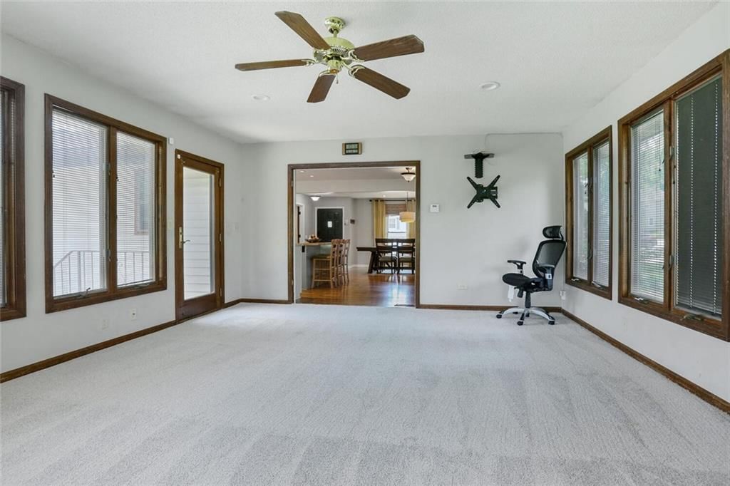 1139 N Walker Lane — photo 13