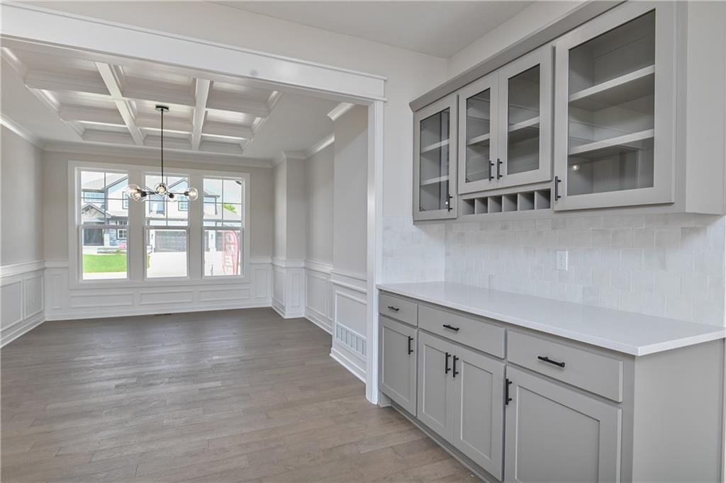 6126 Lewis Drive — photo 10