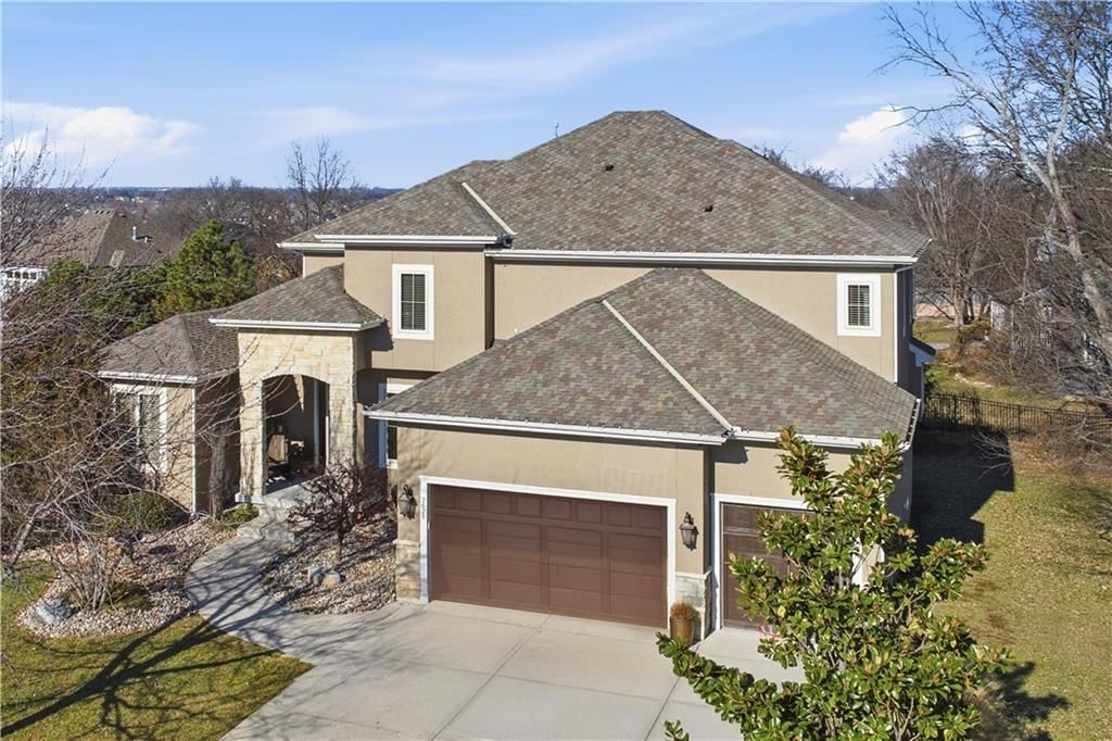 2628 W 162nd Terrace, Overland Park, KS