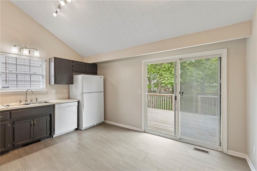 5111 NE 63rd Street — photo 12