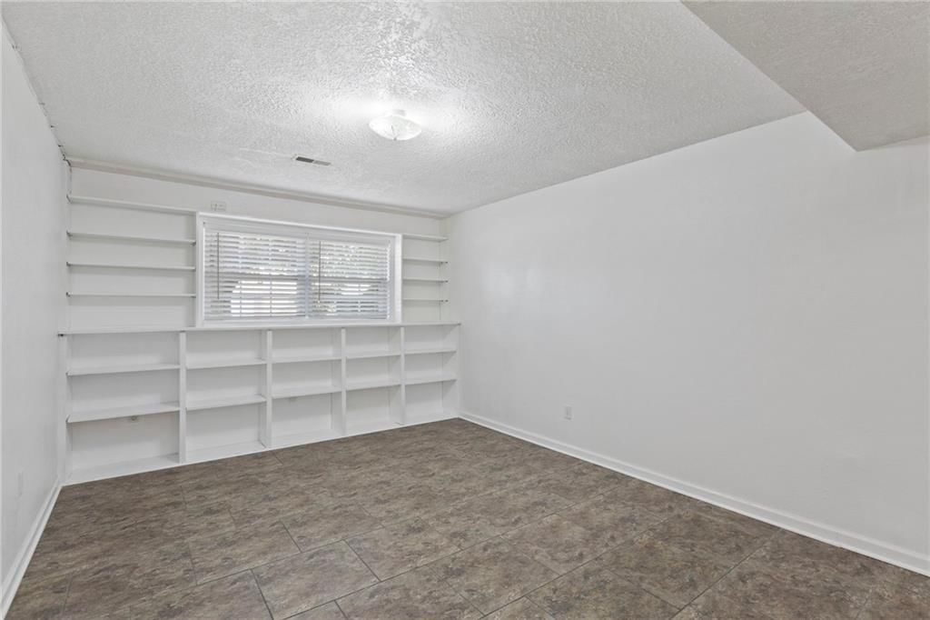 5111 NE 63rd Street — photo 27