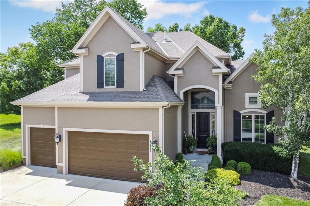 20866 W 114th Place, Olathe, KS