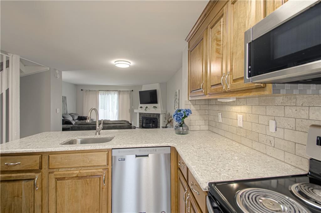 12131 W 82nd Terrace — photo 12
