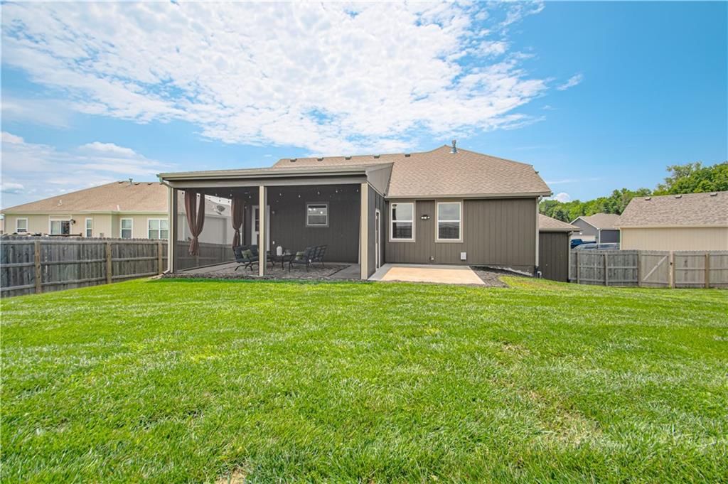 16910 Tucker Court — photo 32