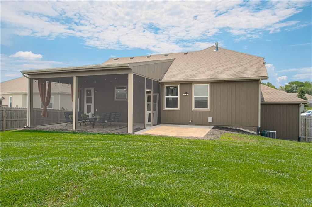 16910 Tucker Court — photo 33