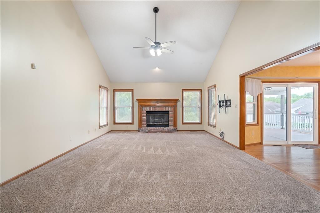 18807 E 34th Street — photo 12