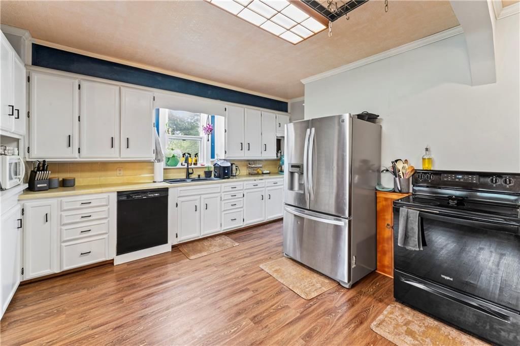 106 Washington Street — photo 15