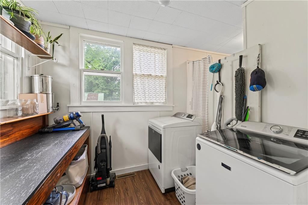 106 Washington Street — photo 23