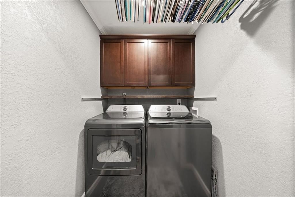 Photo 26 of 41 - 6655 W 82ND Street