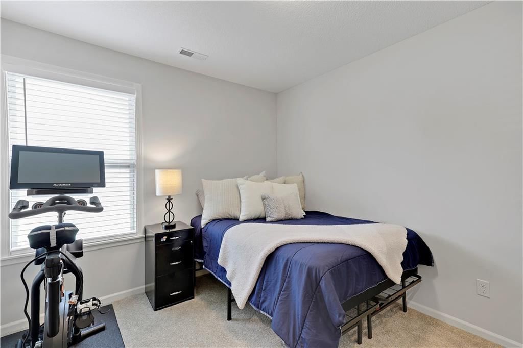 820 W 30th Street — photo 17