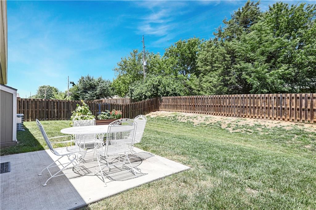 820 W 30th Street — photo 21