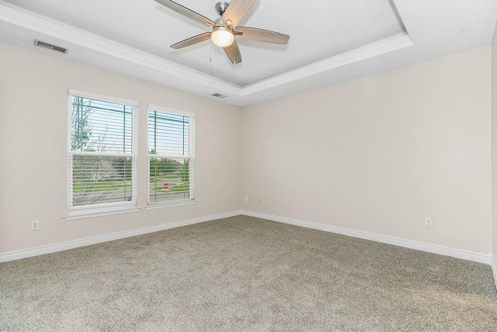 1129 SW Georgetown Drive — photo 16