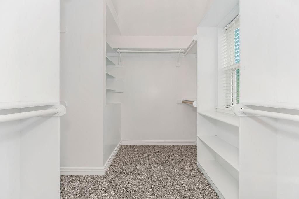 1129 SW Georgetown Drive — photo 17