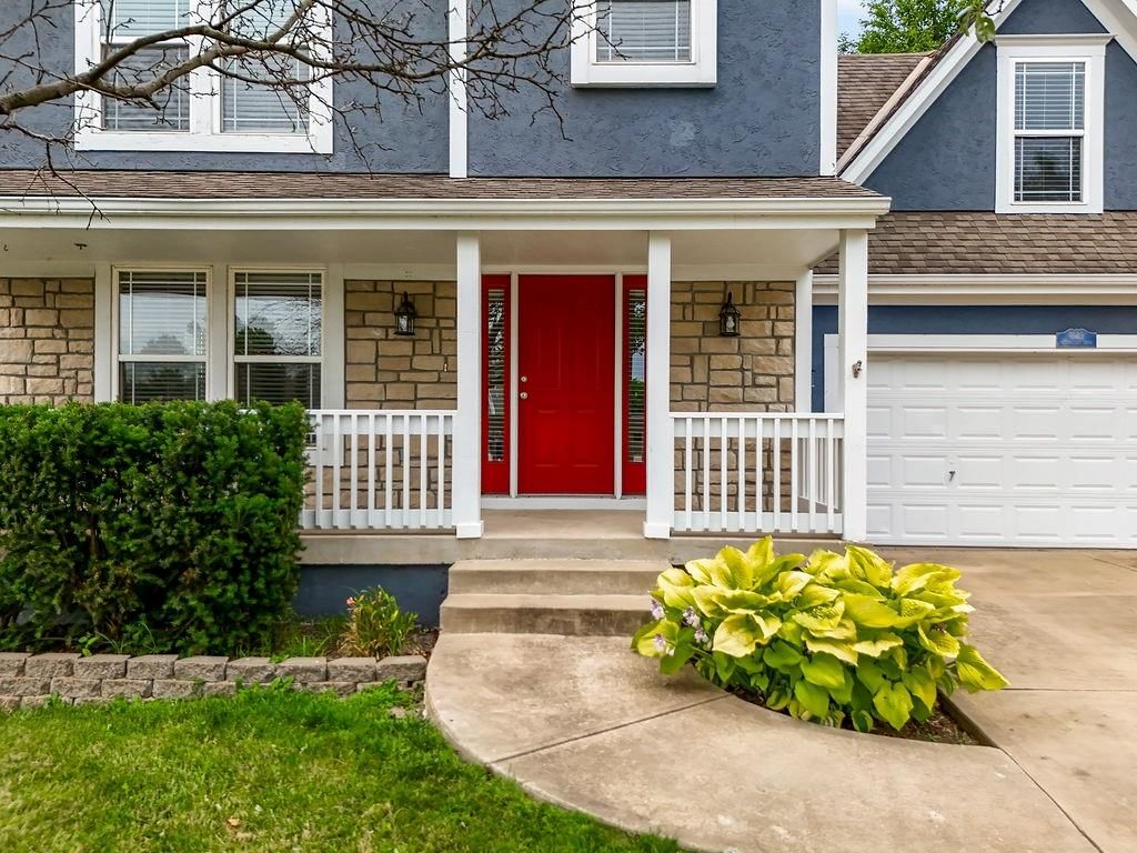 1129 SW Georgetown Drive — photo 3