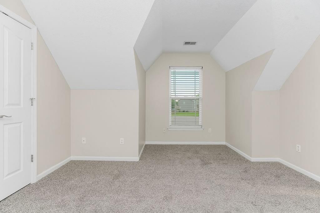 1129 SW Georgetown Drive — photo 21