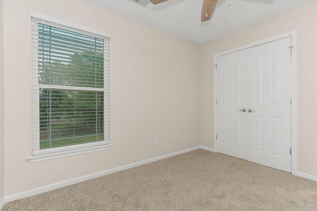 1129 SW Georgetown Drive — photo 23