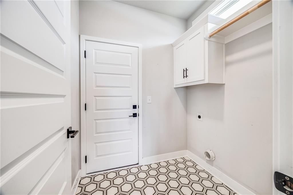 901 NW Hickorywood Drive — photo 14