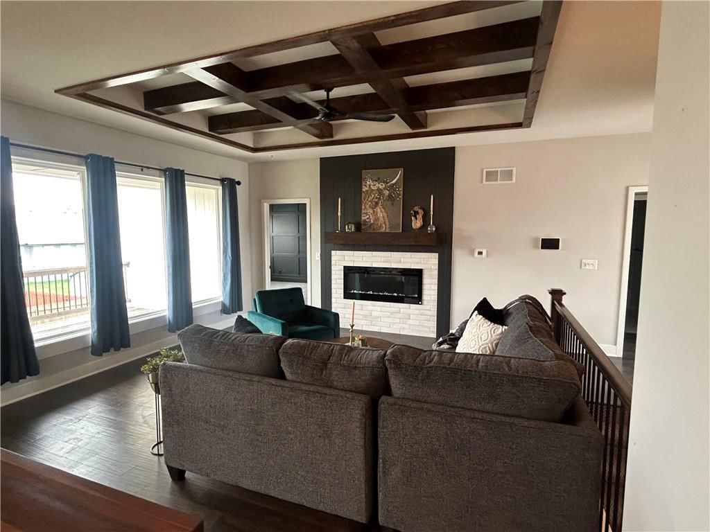 901 NW Hickorywood Drive — photo 27