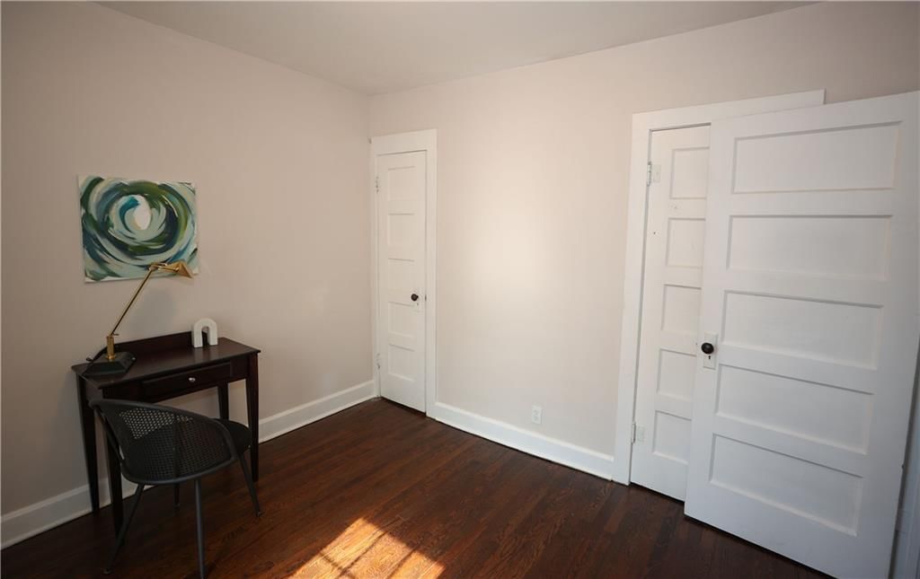 1034 E Lexington Avenue — photo 11