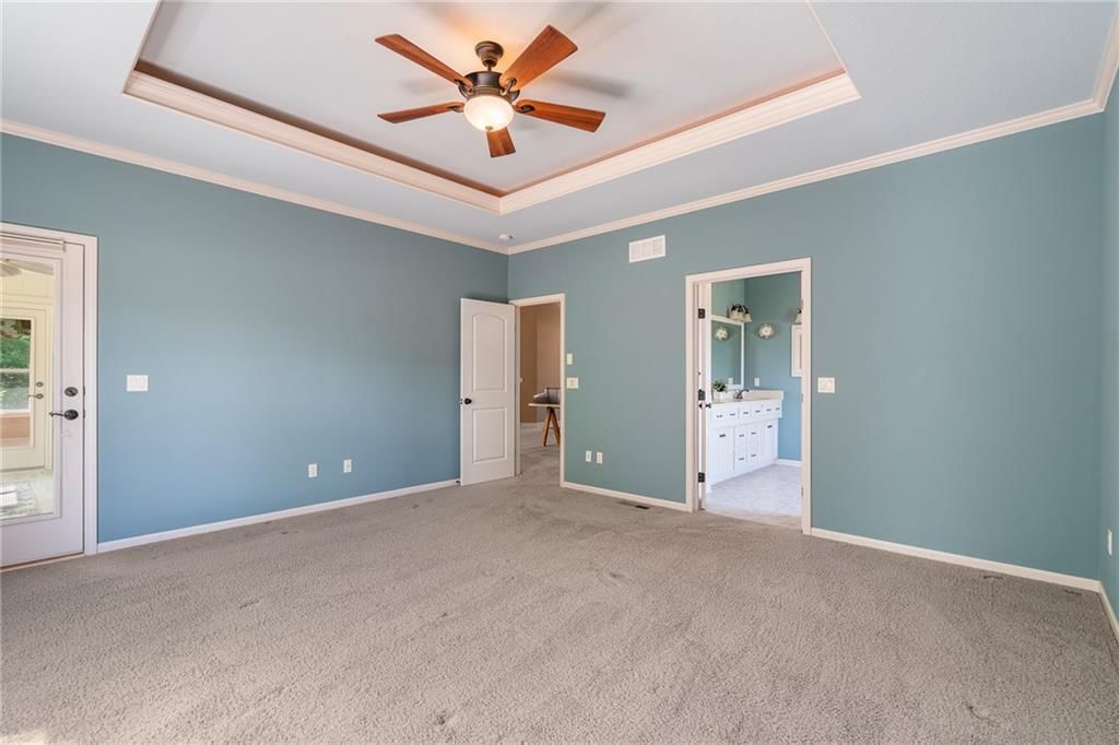 8752 N Saint Clair Avenue — photo 18