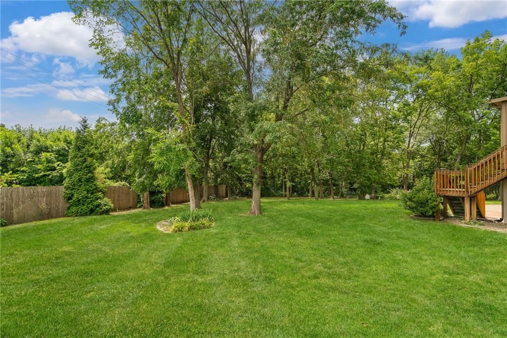 8752 N Saint Clair Avenue — photo 49