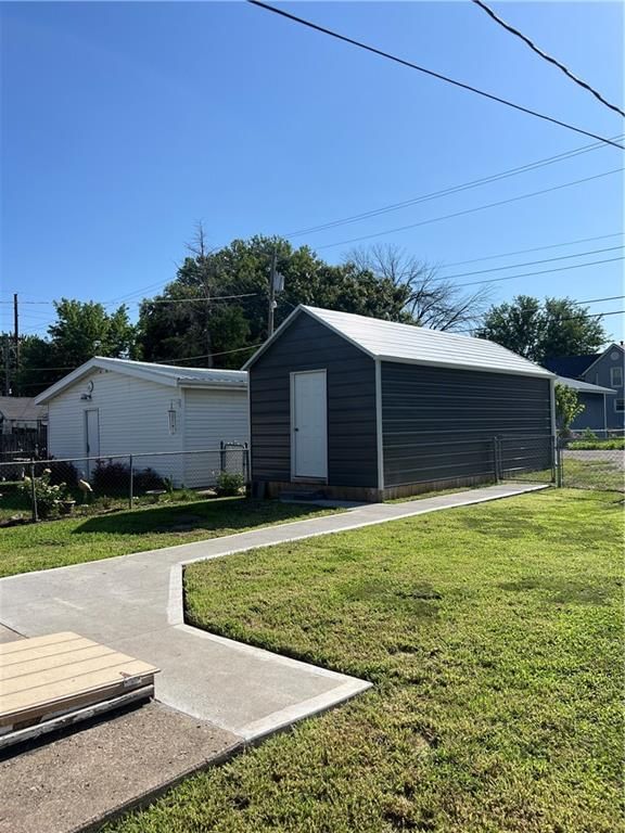 6315 Washington Street — photo 32