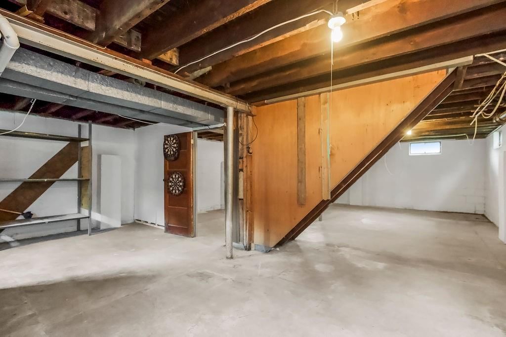 210 S 12th Street — photo 14