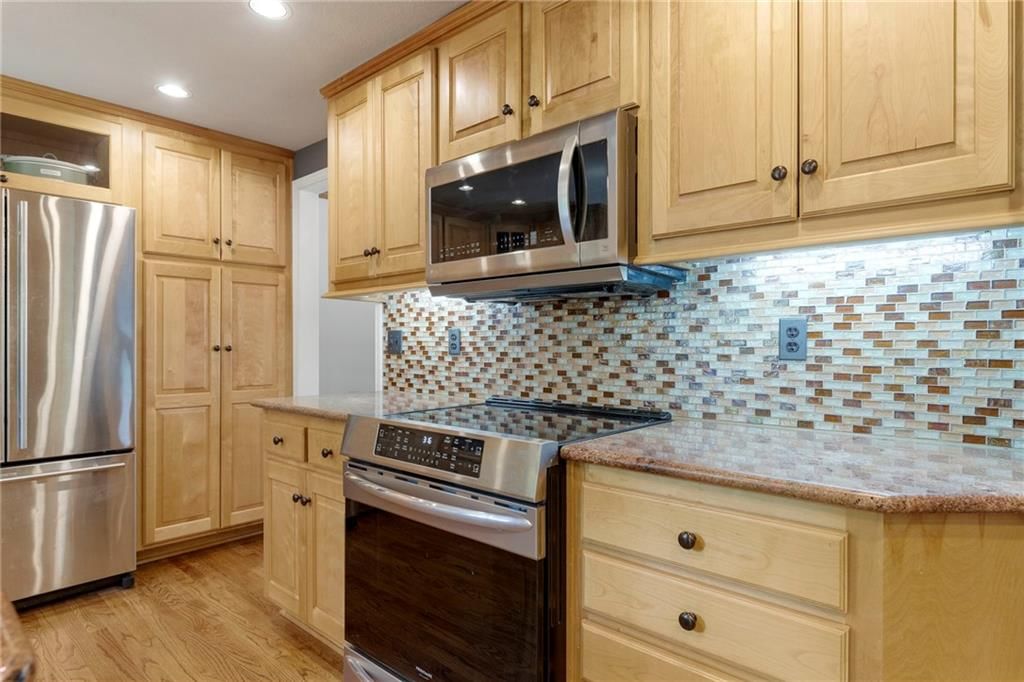 4416 NW Normandy Lane — photo 7