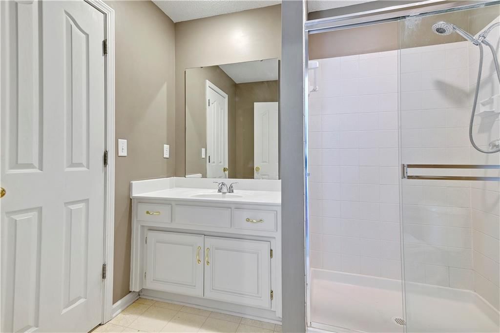 14312 Bond Street — photo 32
