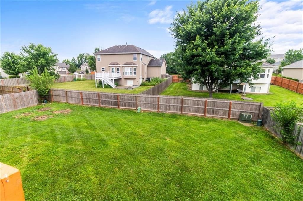 610 NW Green Drive — photo 26