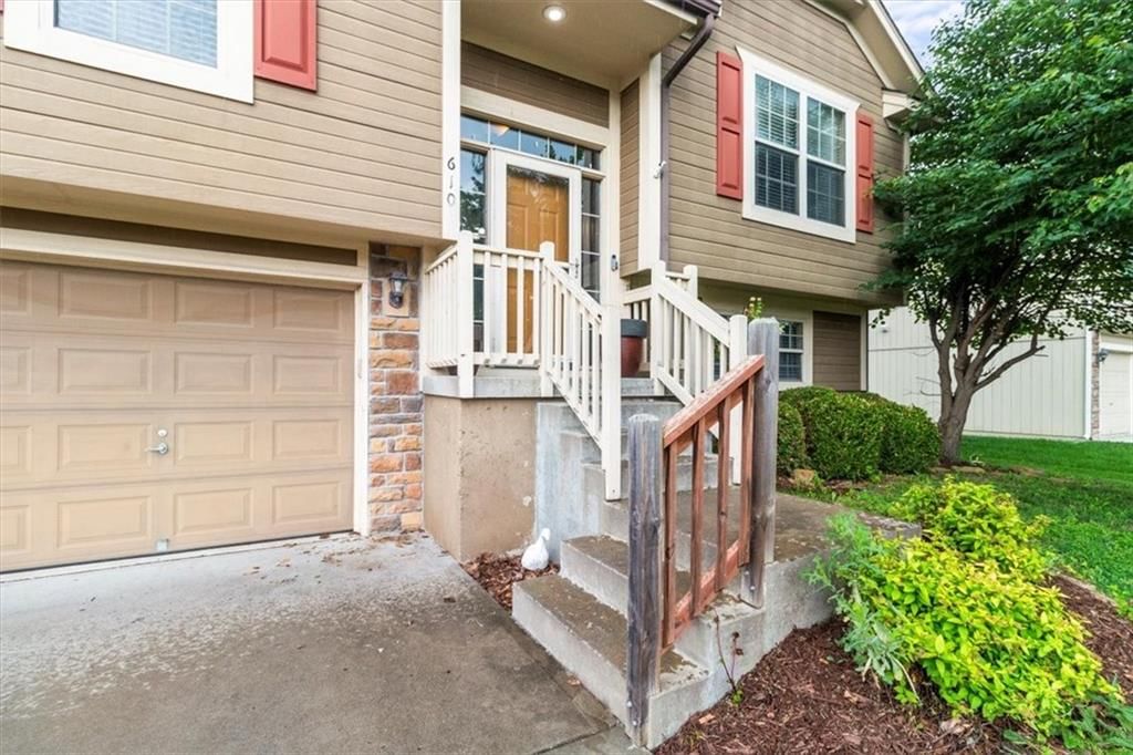 610 NW Green Drive — photo 6