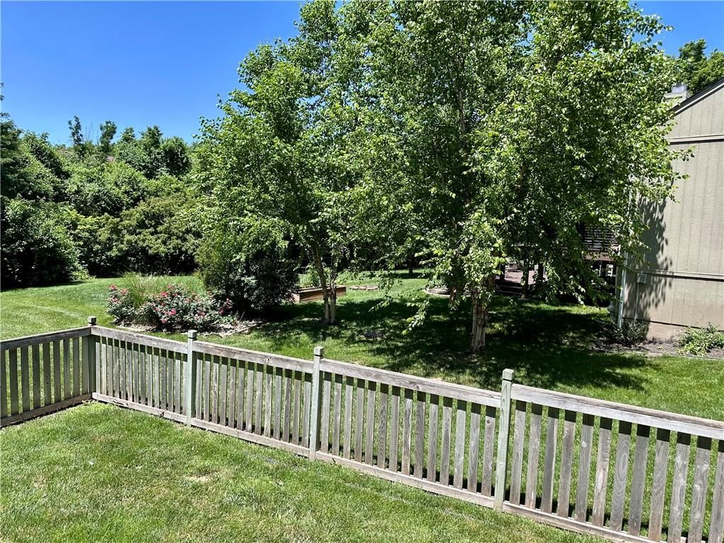 15598 S Blackfeather Street — photo 2
