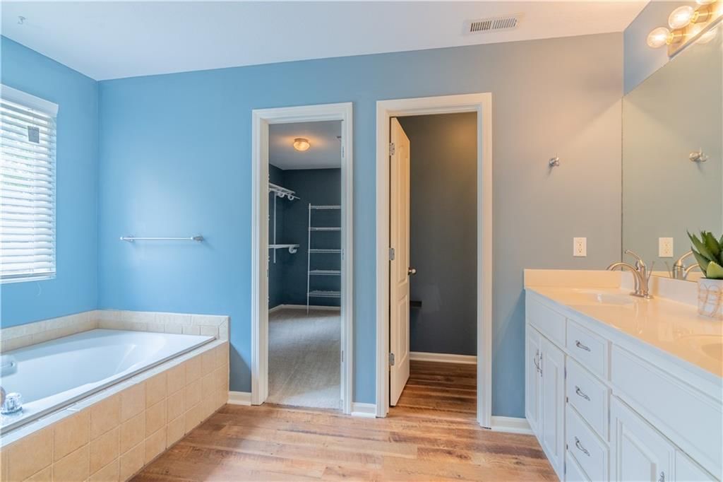 404 Wyndham Drive — photo 17