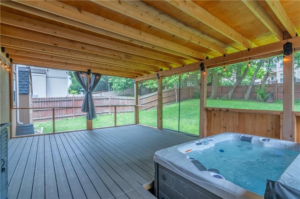 404 Wyndham Drive — photo 3