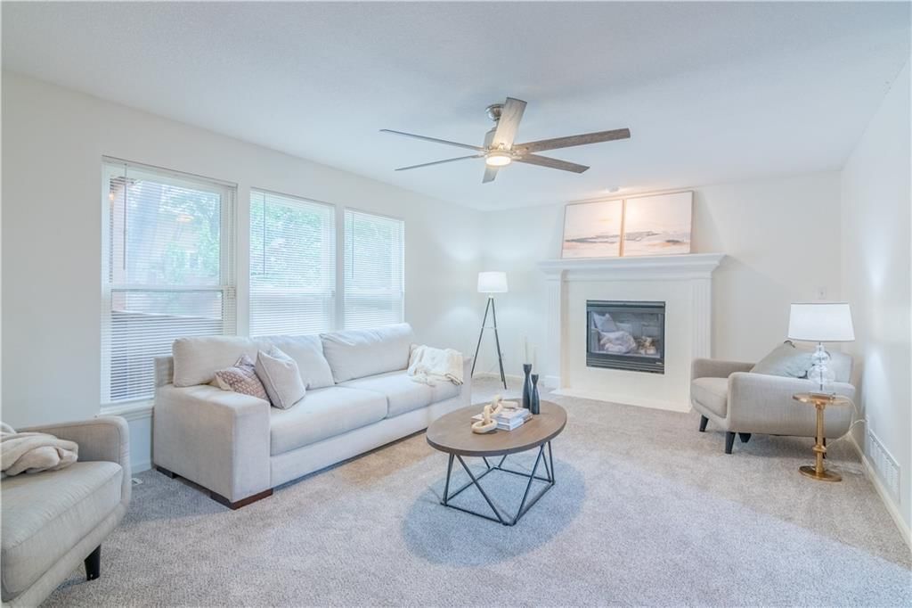 404 Wyndham Drive — photo 4