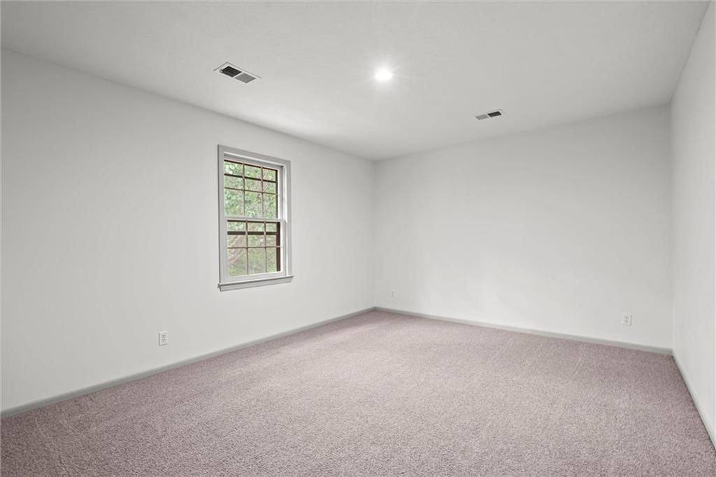 9602 W 116th Street — photo 29