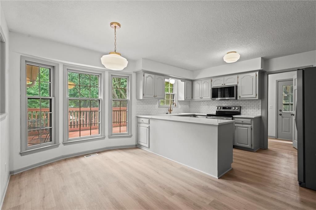 9602 W 116th Street — photo 10