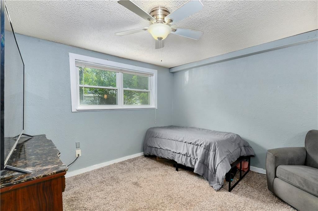 12604 S Locust Street — photo 27
