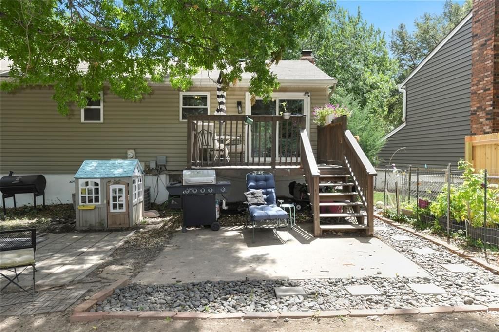 12604 S Locust Street — photo 35