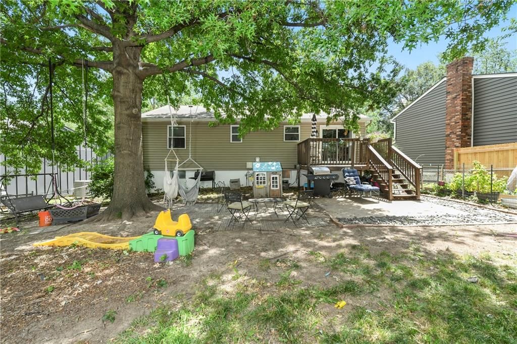 12604 S Locust Street — photo 36