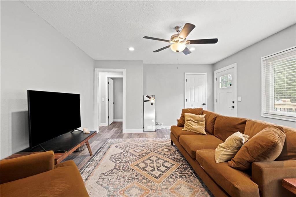 6620 Flora Avenue — photo 7