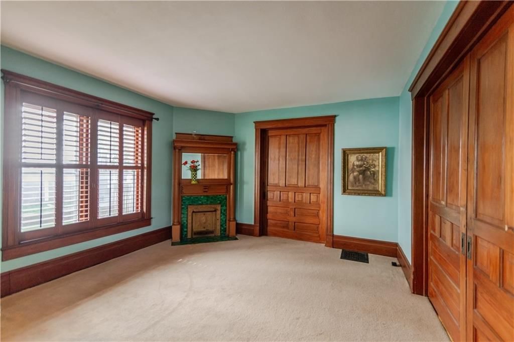 320 Parallel Street — photo 17