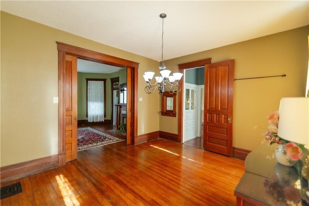 320 Parallel Street — photo 44