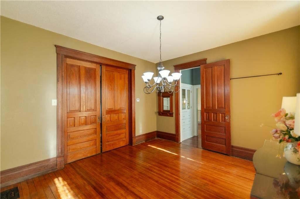 320 Parallel Street — photo 45