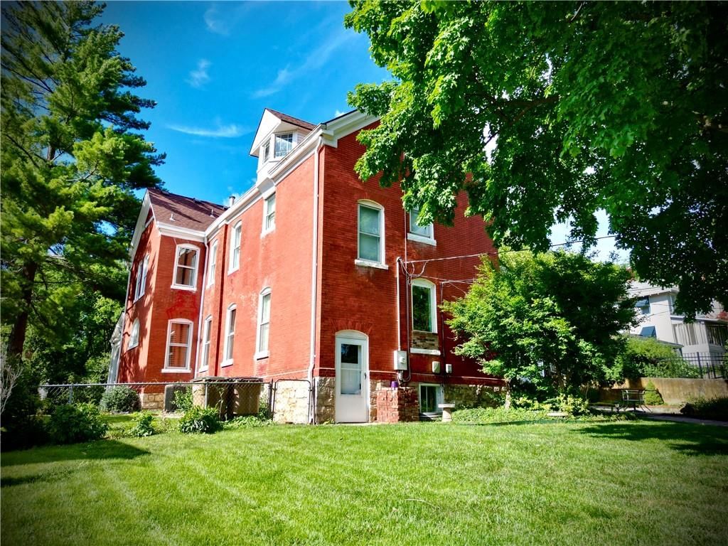 320 Parallel Street — photo 90